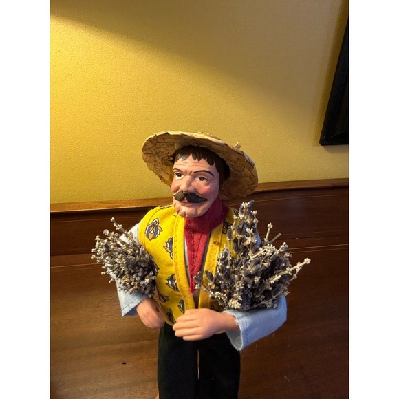 Amy‎ Sylvette Creation Santon Peasant Man Carrying Dried Flowers Florence Coll - Picture 2 of 4